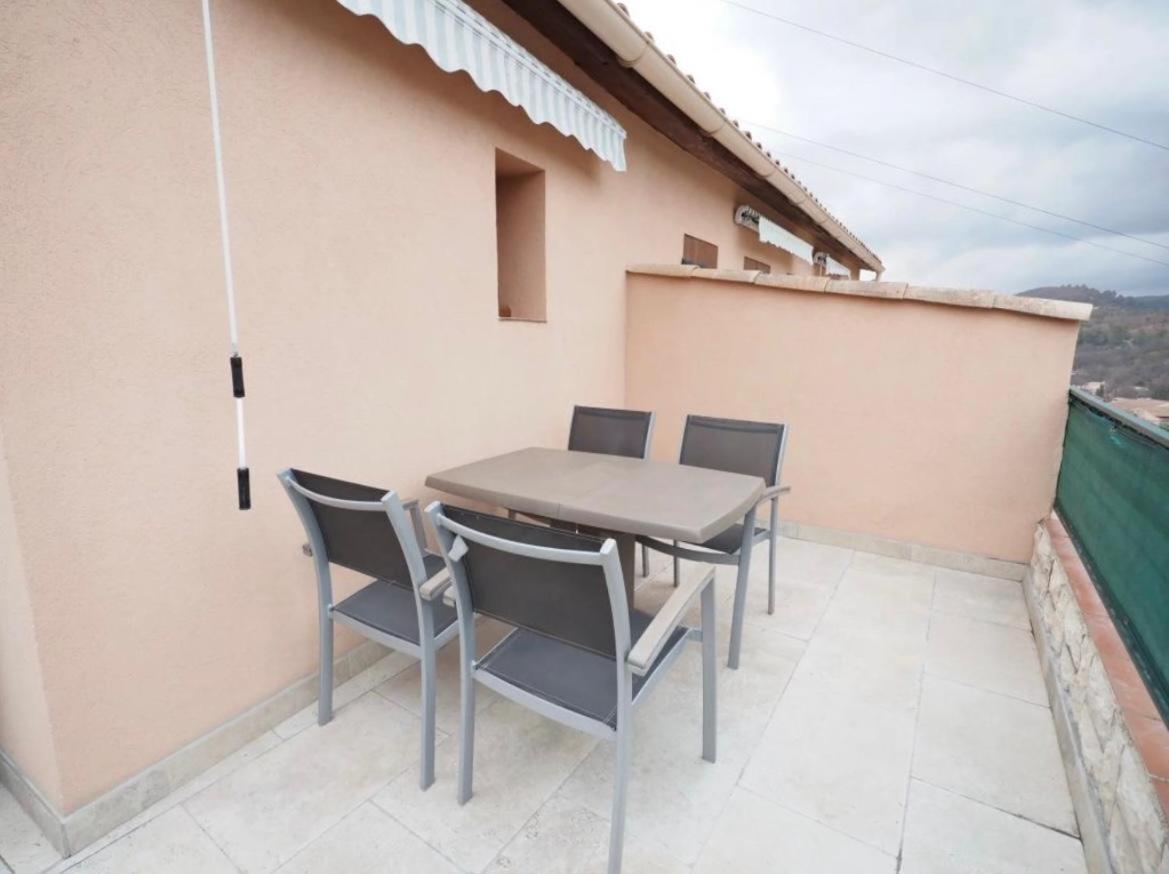 Gréoux-les-Bains Studio Meuble Avec Terrasse מראה חיצוני תמונה